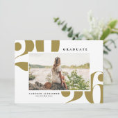 2026 ゴールド 卒業 写真 太字 タイポグラフィー 案内状 (スタンド正面)