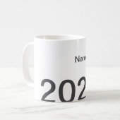 2026 2027 2028 名前 タイトル 年度 太字 コーヒーマグカップ (正面左)