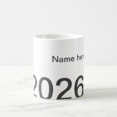 2026 2027 2028 名前 タイトル 年度 太字 コーヒーマグカップ (中央)