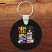 2026 Bookworm Funny Happy New Year Chapter Book Lo キーホルダー (正面)