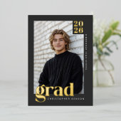 2026 Modern Charcoal 4 Photo Graduation Gold 箔招待状 (立ち正面)