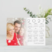 2027年カレンダー　家族写真のオーバーレイ メリークリスマス シーズンカード (スタンド正面)