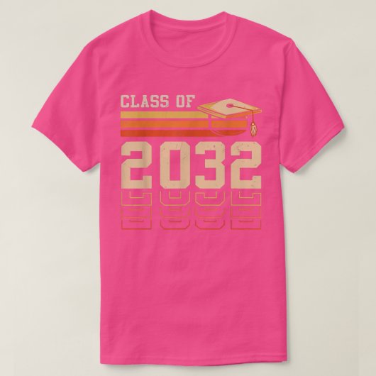 2032年のクラスは卒業1日目に成長 Tシャツ (デザイン正面)