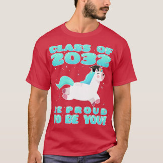 2032年のクラスは私と一緒に成長する魔法のユニコーンギフトTS Tシャツ