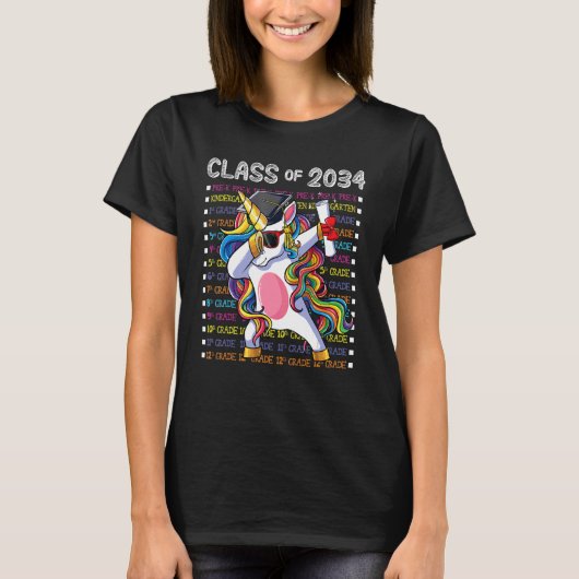 2034年のUnicornクラスで私と一緒に成長 Tシャツ (正面)