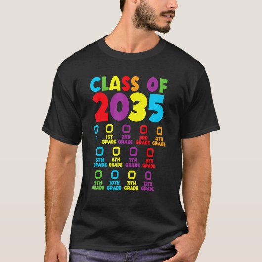 2035年クラスは私と一緒に成長チェックリスト幼稚園 Tシャツ (正面)
