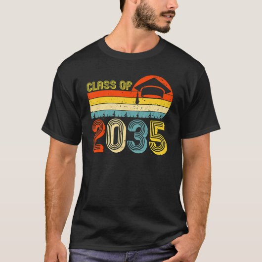 2035年度卒業生と一緒に成長しよう!卒業式初日 Tシャツ (正面)