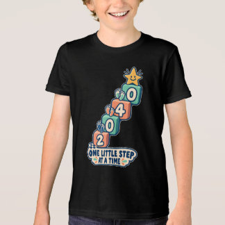 2040年卒業 一歩ずつの旅 トライブレンドTシャツ