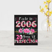 20 Year Old Made In 2006 Floral 20th Birthday Wome カード (黄色い花)