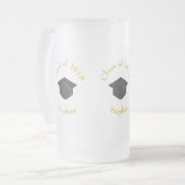 20xxクラスのブラック卒業キャップカスタムクラス フロストグラスビールジョッキ (正面左)