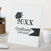 20XX年卒業シンプル帽ミニマルモダン 台座サイン (インサイチュ)