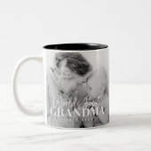 20XX最高の年から世界のおばあちゃんシンプルがシック写真 ツートーンマグカップ (左)