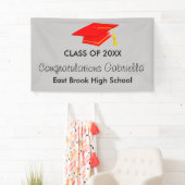 20XX赤い帽子の卒業の旗のクラス 横断幕 (インサイチュ)