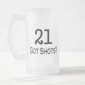 21の得られた打撃 フロストグラスビールジョッキ (左)