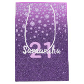 21歳の誕生日のダフェイクイヤモンド(紫色のグリッター) ミディアムペーパーバッグ (正面)