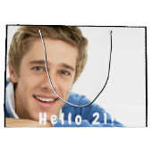 21歳の誕生日の写真こんにちは21男 ラージペーパーバッグ (裏面)