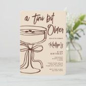 21歳の誕生日をお祝いしましょう "A Tini Bit Older" エスプレッソマティーニ 招待状 (スタンド正面)