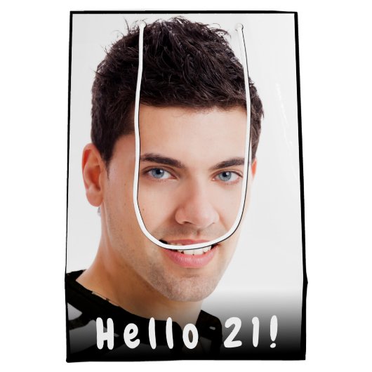 21歳の誕生日カスタム写真hello 21男ブラック ミディアムペーパーバッグ (裏面)