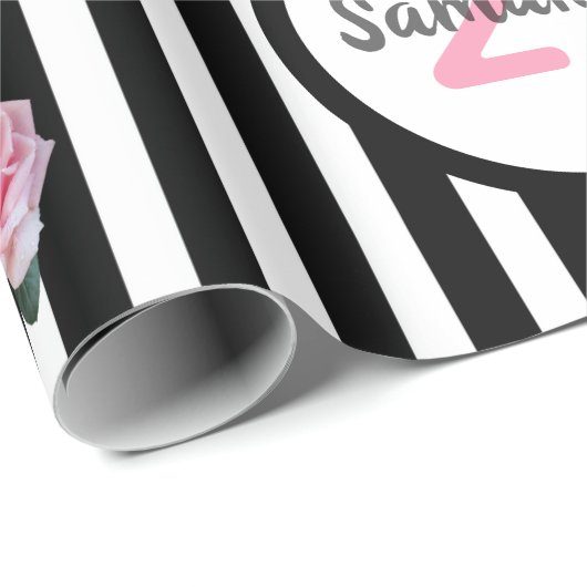 21歳の誕生日シックなピンクのバラ白黒ストライプ ラッピングペーパー (ロールコーナー)