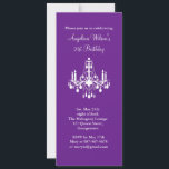 21歳の誕生日シャンデリア招待状（紫） 招待状<br><div class="desc">繊細でアンティークのシャンデリアは、この21歳の誕生日パーティの招待状に完璧な雰囲気を作り出す。基本的な紙で示されているが、リネン紙の重みや質感、あるいはメタリックアイス紙のきらめくがおすすめだ。</div>