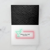 21歳の誕生日ネオンサインオンブリック カード (内部)