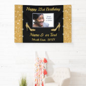 21歳の誕生日バナーパーソナライズされた、ブラックと金ゴールド 横断幕 (インサイチュ)