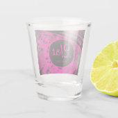 21歳の誕生日ピンクの絵を描（ばちゃばちゃ）跳ねるショットグラス ショットグラス (裏面)