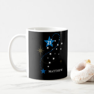 21歳の誕生日ブルーとブラックパーソナライズされた コーヒーマグカップ