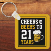 21歳の誕生日応援とビールから21歳 キーホルダー (正面)
