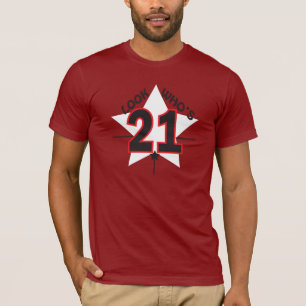 21歳はだれであるか見て下さい Tシャツ
