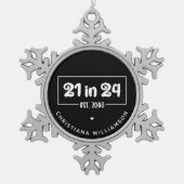 21歳カスタムの誕生日21 in 24 Est 2003誕生日 スノーフレークピューターオーナメント (正面)