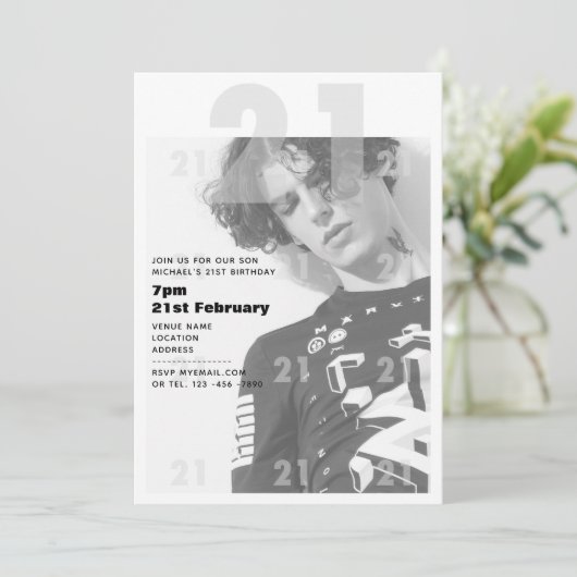 21歳モダン誕生日ボーイガールパーティー招待状アーバン2 招待状 (スタンド正面)