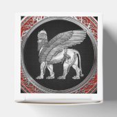 [210]アッシリア翼ライオン – シルバーラマス フェイバーボックス (上部)