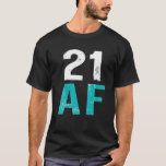 21 Legal AF 21St BirthdayヴィンテージTee Tシャツ<br><div class="desc">21 AF Tシャツ。もうすぐ友達のパパ母さん伯父さん祖父さん叔母さんガールフレンド姉さん母さん兄さん？レトロ21歳のヴィンテージ愛好家のための誕生日ギフト。ユーモアであなたの年齢を扱う – Straight Outta 2000. 2021誕生日パーティギフト！21 AF Tシャツ。ヴィンテージプリント誕生日/男性/女性。休日のためのアクセサリーのセットを拾う：テーブルクロス、ブレスレット、帽子、クラウン、ケーキトッパー、バルーン、ナプキン、デコレーション、あなたの友人のパーティーのために必要なものすべて。2021年に祝21年を目指そう</div>