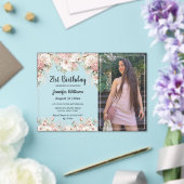  21st birthday pink floral photo party modern アクリル招待状 (インサイチュ (ウェディング))