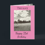 21st Inspiration 後を追 Your  Dreams誕生日 カード<br><div class="desc">21祝歳の誕生日に「後を追Dreams」というメッセージを送る。ユニーク彼女は、の特別な女性を喜ばせるのだ。ピンはっきりしたク、黒、白のデザインが、彼女の人生の旅前向きの未来と最高の願いを伝える。</div>