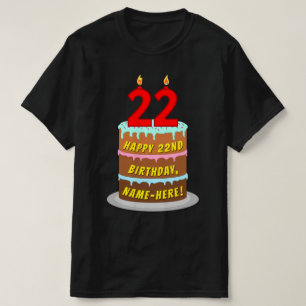 22番目の誕生日—おもしろいケーキとキャンドル、名前をカスタムする付き Tシャツ