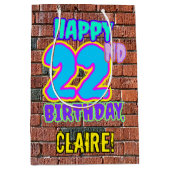 22誕生日:おもしろい、アーバングラフィティインスパイアルック ミディアムペーパーバッグ (正面)