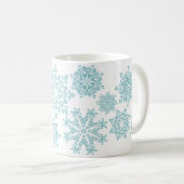 220の青の雪片のマグ コーヒーマグカップ (正面右)