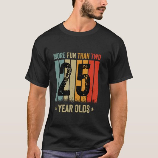 225歳以上のおもしろい Tシャツ (正面)