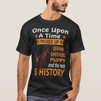 22 私はかつてジャーマンシェパードを拾いました Tシャツ