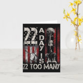 22 A Day Is 22 Too Many Veteran Lives Usa Flag カード (黄色い花)