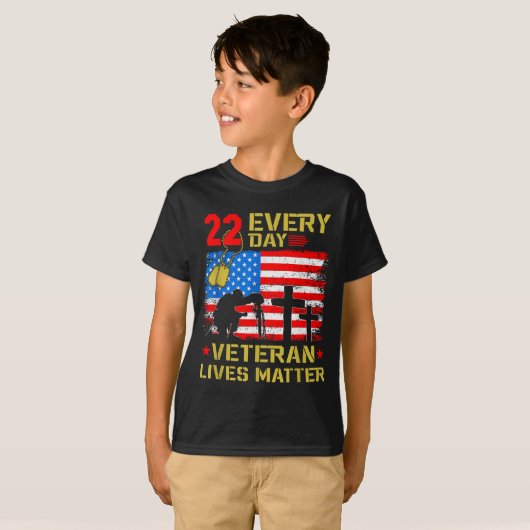 22 Veterans A Day Veteran Suicide Prevention Aware Tシャツ (正面フル)