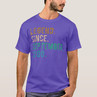 22 Year Old Gift Legend Since September 2000 22nd Tシャツ
