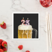 23誕生日ビールオンブラック スタンダードカクテルナプキン (インサイチュ)