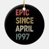 25人目の誕生日男性が25歳以上の叙事詩 セラミックオーナメント (裏面)