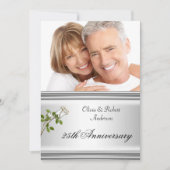 25周年結婚記念日のシルバー ホワイト ローズ 招待状 (正面)