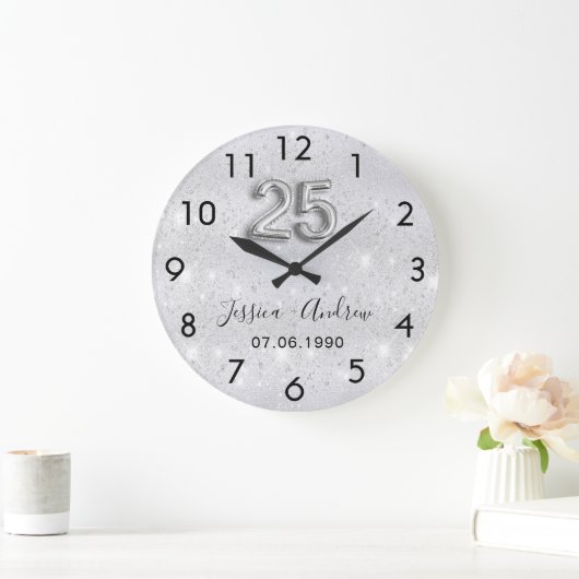 25周年結婚記念日の銀の輝き ラージ壁時計 (ホーム)