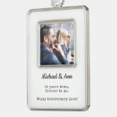 25周年記念写真記念 |休日のカップル シルバープレートフレームオーナメント (左)