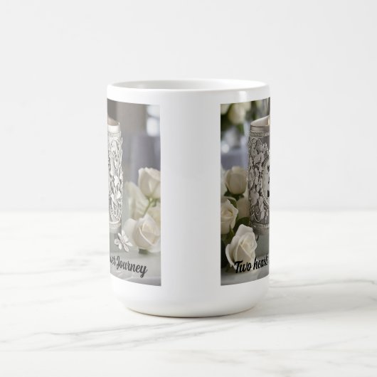 25周年記念結婚カップル2ハートシルバー コーヒーマグカップ (中央)